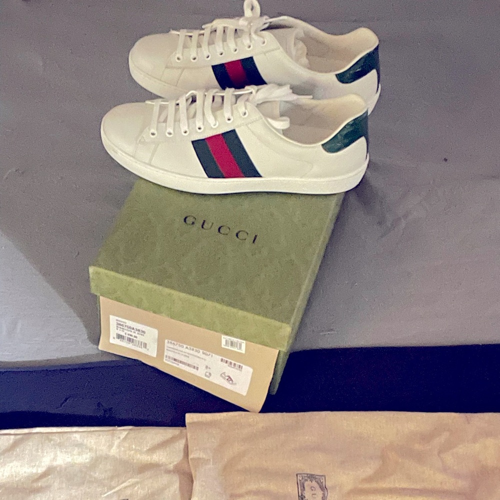 Gucci men sneakers size 9 1/2..